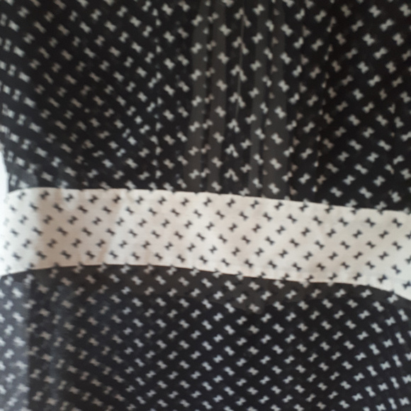 Charlotte Russe Blouse Open Back Tie Waist Sz M - Picture 3 of 8